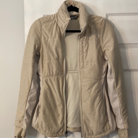 The North Face Jackets & Blazers - The North Face Women’s Jacket size XS excellent condition length 25” bust 30”